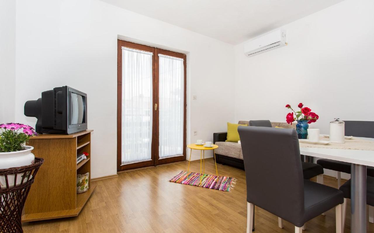 Apartman Broznic Šilo Exterior foto